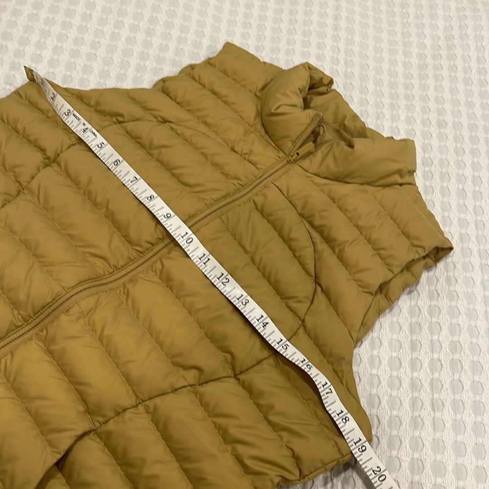 Lululemon Pack It Down Vest Size 8 - Picture 7 of 12